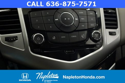 Used 2014 Chevrolet Cruze Eco image 17