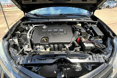Used 2018 Toyota Corolla LE image 28