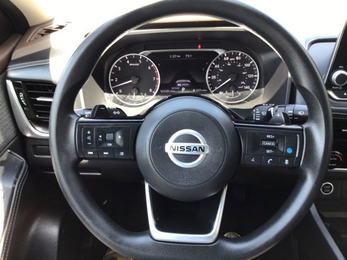 Used 2021 Nissan Rogue SV image 8