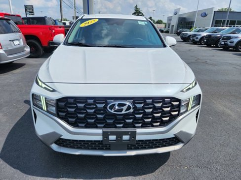 Used 2023 Hyundai Santa Fe SE image 3