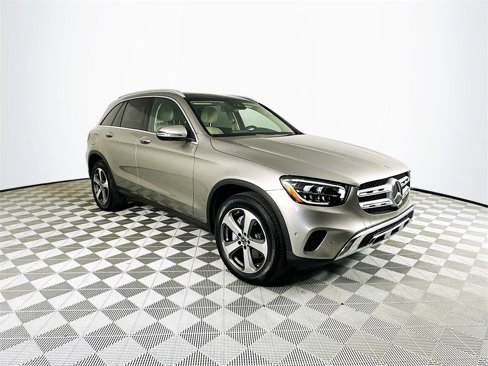 Certified 2022 Mercedes-Benz GLC 300 image 1