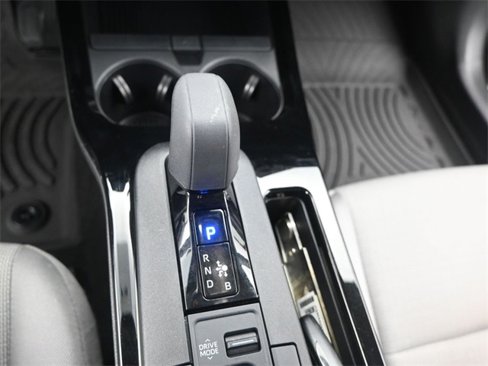 Used 2023 Toyota Prius LE image 9