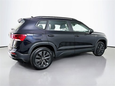 Used 2024 Volkswagen Taos S image 7