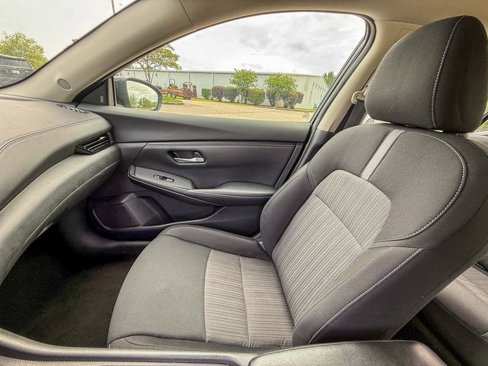 Used 2022 Nissan Sentra SV image 15