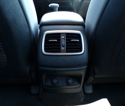 Used 2020 Kia Sorento LX image 34