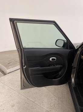 Used 2018 Kia Soul image 15