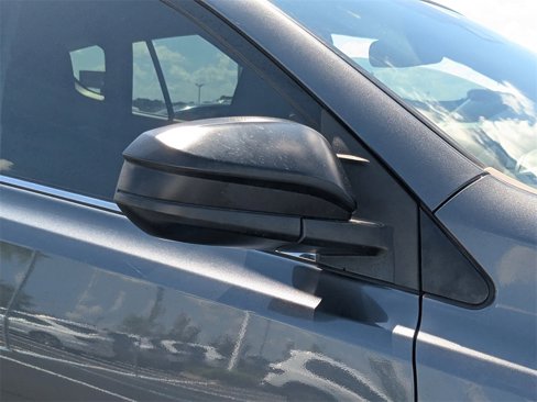 Used 2017 Toyota RAV4 LE image 10