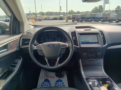 Used 2020 Ford Edge SEL w/ Convenience Package image 15