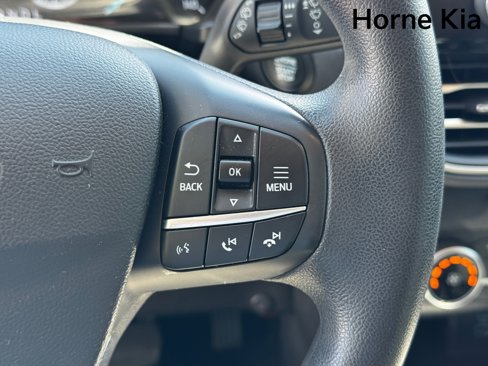Used 2020 Ford Escape SE image 19