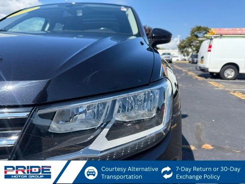 Used 2018 Volkswagen Tiguan SEL image 10