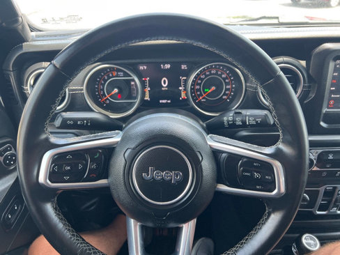 Used 2018 Jeep Wrangler Unlimited Sahara image 19