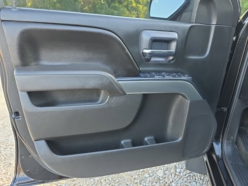 Used 2017 Chevrolet Silverado 1500 LT w/ All Star Edition image 11