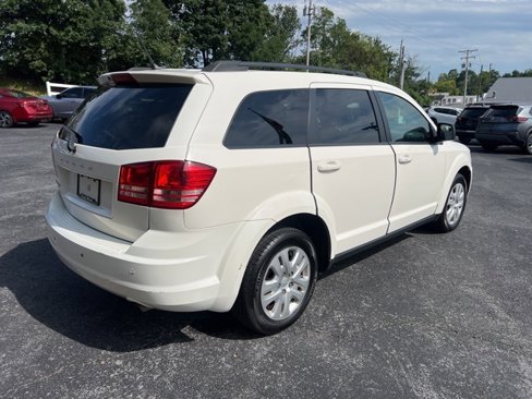 Used 2016 Dodge Journey SE image 5