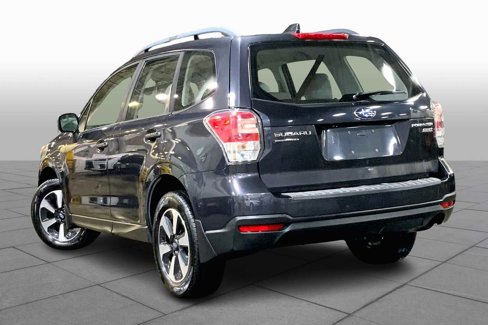 Used 2017 Subaru Forester 2.5i w/ Alloy Wheel Package image 11