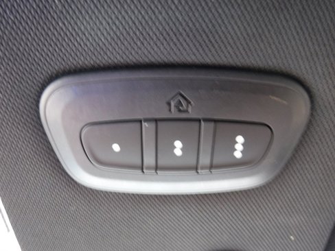Used 2022 Jeep Compass Limited w/ (RED) Package image 33