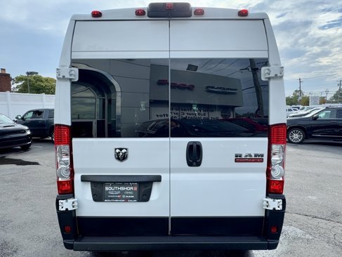Used 2022 RAM ProMaster 2500 image 6