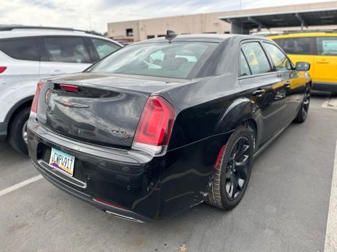 Used 2022 Chrysler 300 S image 6
