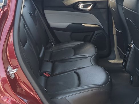 Used 2022 Jeep Compass Limited image 19