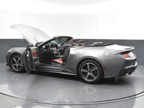Used 2024 Ford Mustang Premium image 32