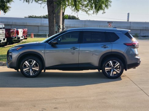 Used 2024 Nissan Rogue SL w/ SL Premium Package image 4