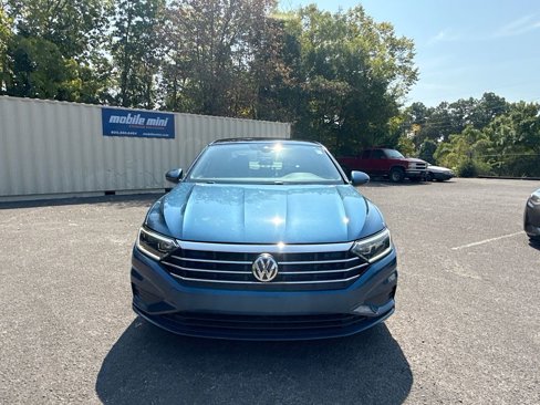 Used 2019 Volkswagen Jetta SEL image 2