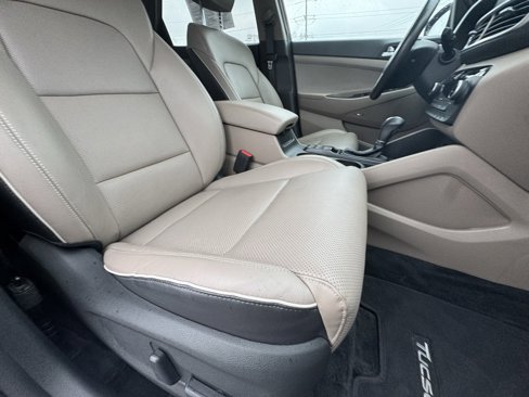 Used 2019 Hyundai Tucson Ultimate w/ Cargo Package image 25