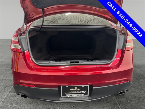 Used 2018 Ford Taurus Limited image 20