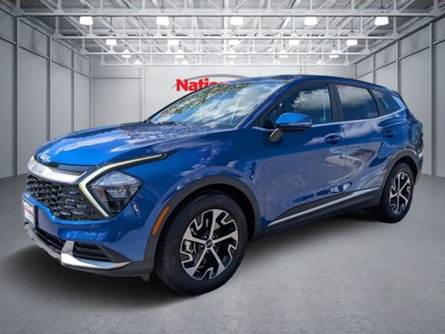 Certified 2023 Kia Sportage EX image 1