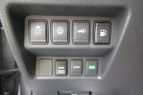 Used 2020 Nissan Rogue SV image 24