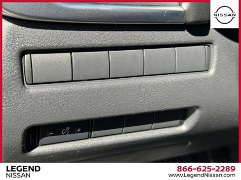 Used 2021 Nissan Rogue S image 17