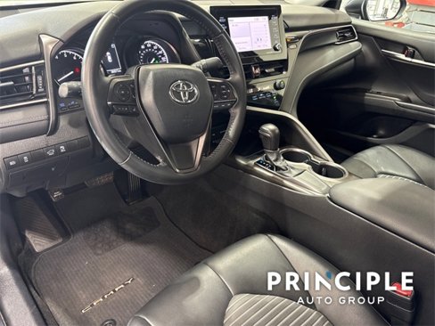 Used 2021 Toyota Camry SE w/ Carpet Mat Package (TMS) image 15