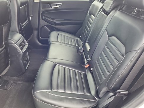 Used 2022 Ford Edge SEL image 21
