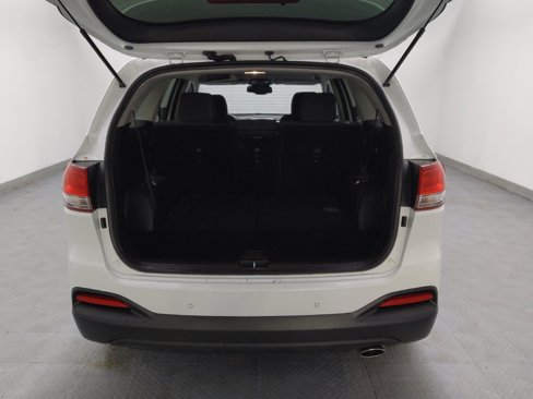 Used 2017 Kia Sorento LX w/ LX V6 Convenience Package image 29