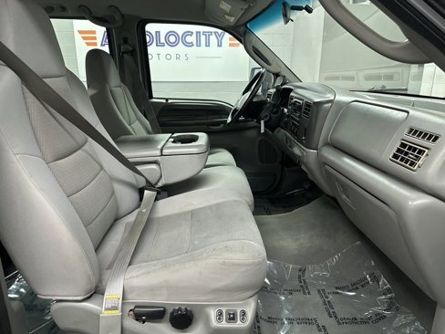 Used 2004 Ford F350 XLT image 22