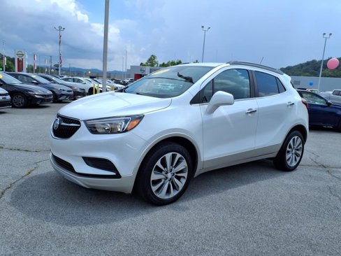 Used 2020 Buick Encore Preferred w/ Safety Package image 18