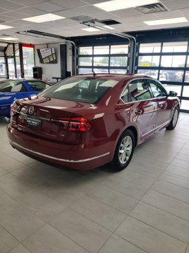 Used 2017 Volkswagen Passat 1.8T S image 4