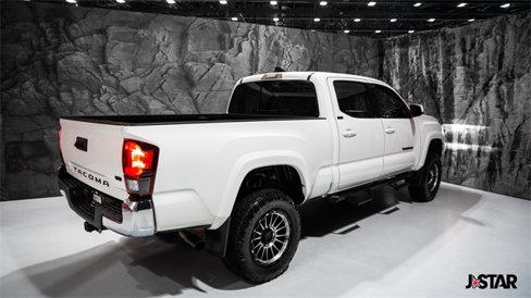 Used 2022 Toyota Tacoma SR5 image 24