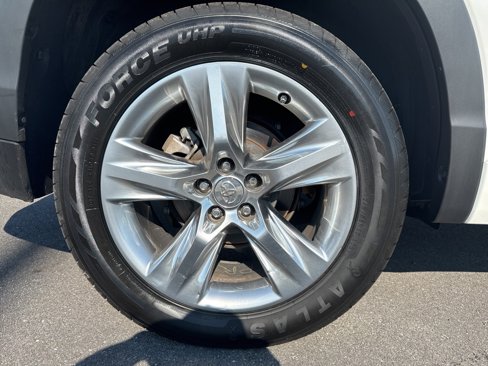 Used 2015 Toyota Highlander Limited image 15