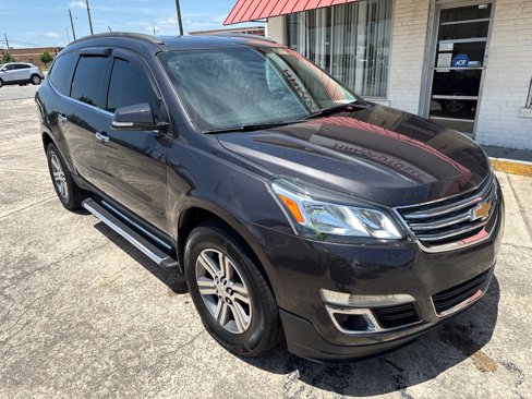 Used 2013 Chevrolet Traverse LT image 2