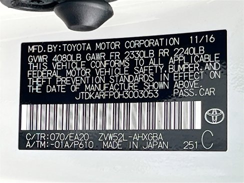 Used 2017 Toyota Prius Prime Premium image 29