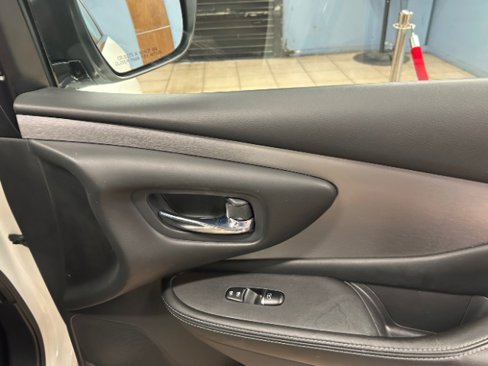 Used 2020 Nissan Murano SL w/ Cargo Package image 9