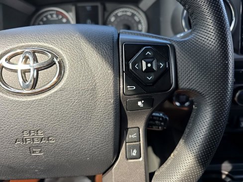 Used 2023 Toyota Tacoma TRD Off-Road image 27