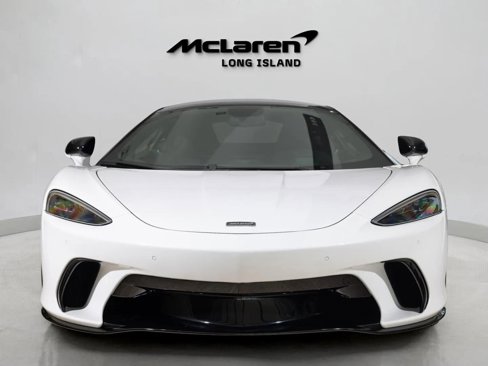 New 2026 McLaren GTS image 3