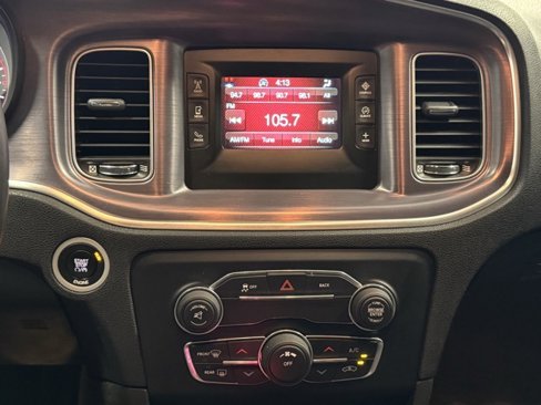 Used 2016 Dodge Charger SE image 17