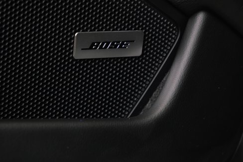 Used 2025 Porsche 911 Carrera w/ Premium Package image 32