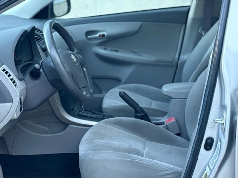Used 2009 Toyota Corolla S image 19