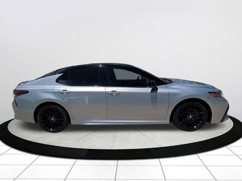 Used 2024 Toyota Camry XSE image 2