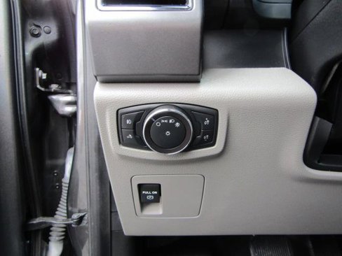 Used 2019 Ford F150 XLT image 22