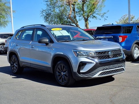 Used 2024 Volkswagen Taos S image 3