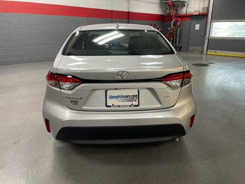 Certified 2023 Toyota Corolla LE image 9
